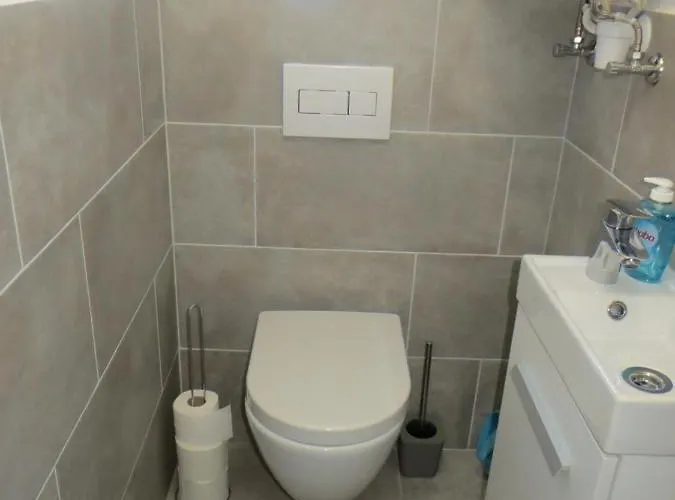 Eva Apartmanhaz 3 شقة